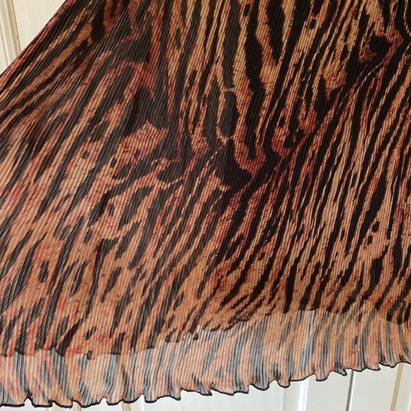 NWT GANNI Pleated Georgette Midi Dress Tigers Eye Size 36 US Size 4‎ Printed - Picture 13 of 17